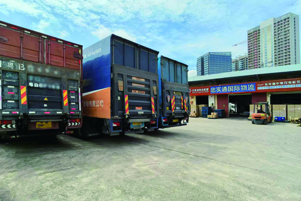 专业内地到香港物流服务轻松搬家送货上门